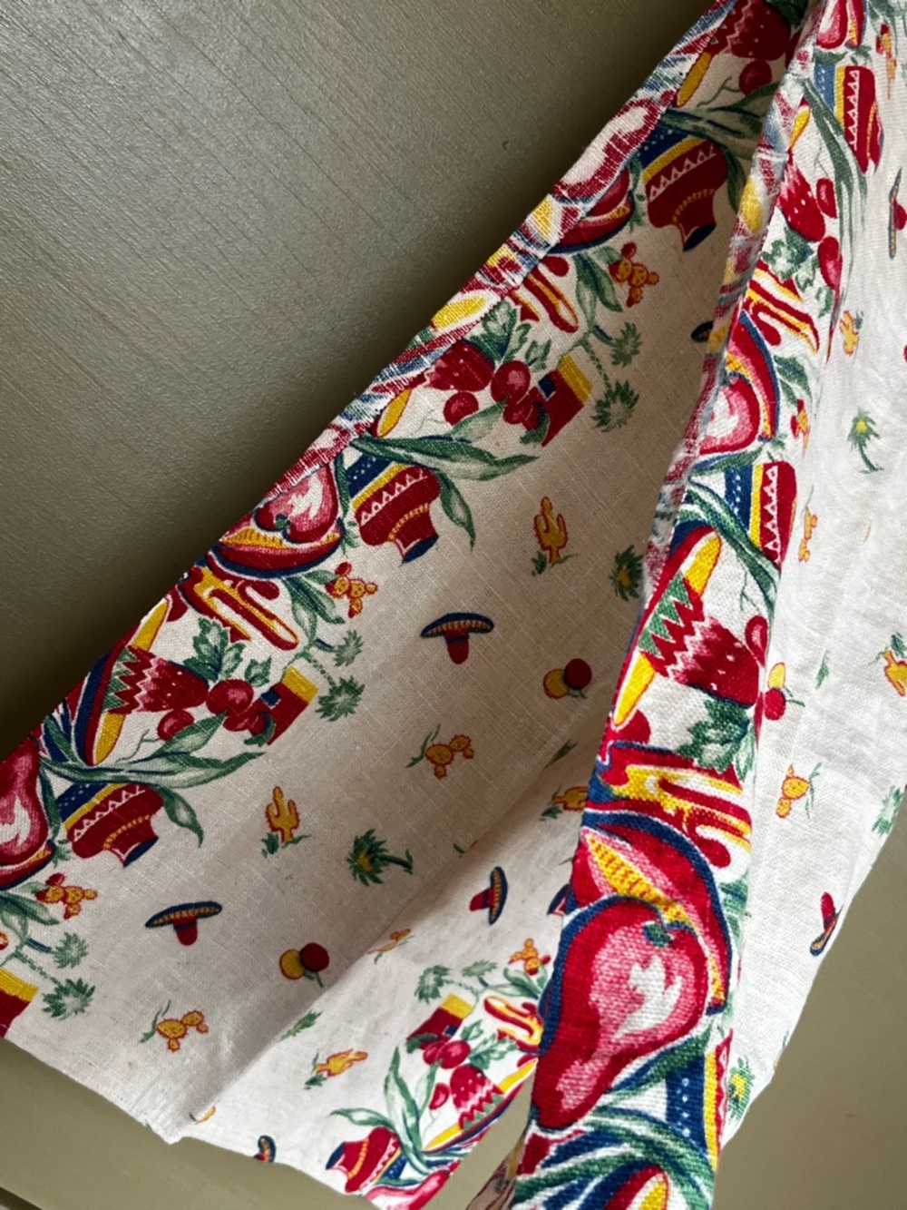 Linen Tea Towels Bundle Floral Squirrel Fiesta Sombreros - Picture 12 of 12